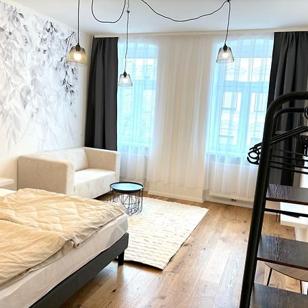 Traumhafte Wohnung Fuer 2, Walk In Dusche, Extra Kueche, Nespresso, Zentral Wien Exterior foto